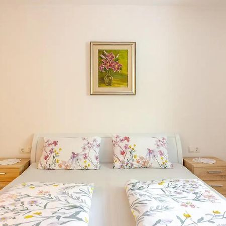 Apartment Mit 78Qm Naturns Bagian luar foto